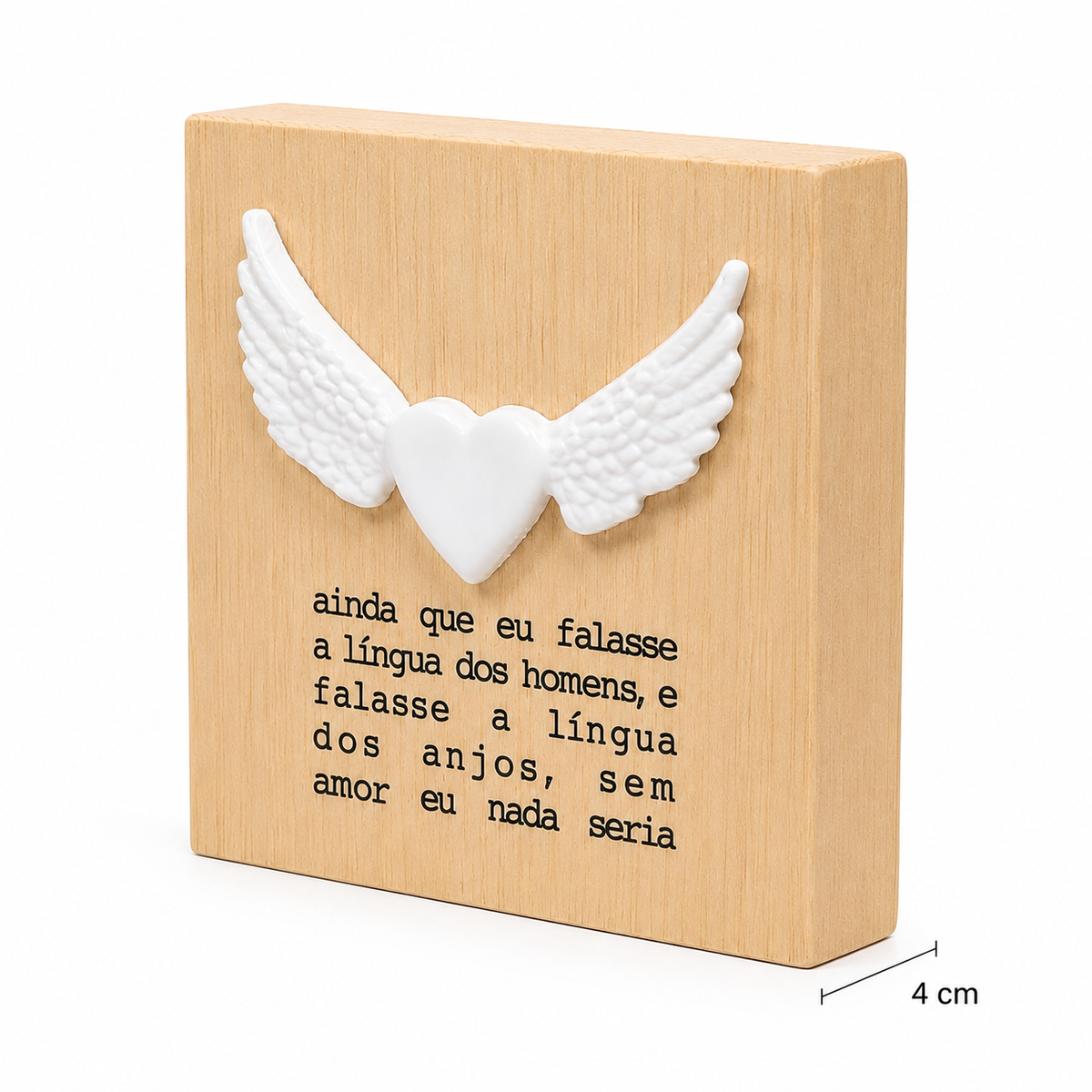 Quadro Decorativo em Madeira com Coração Alado e Mensagem Bíblica