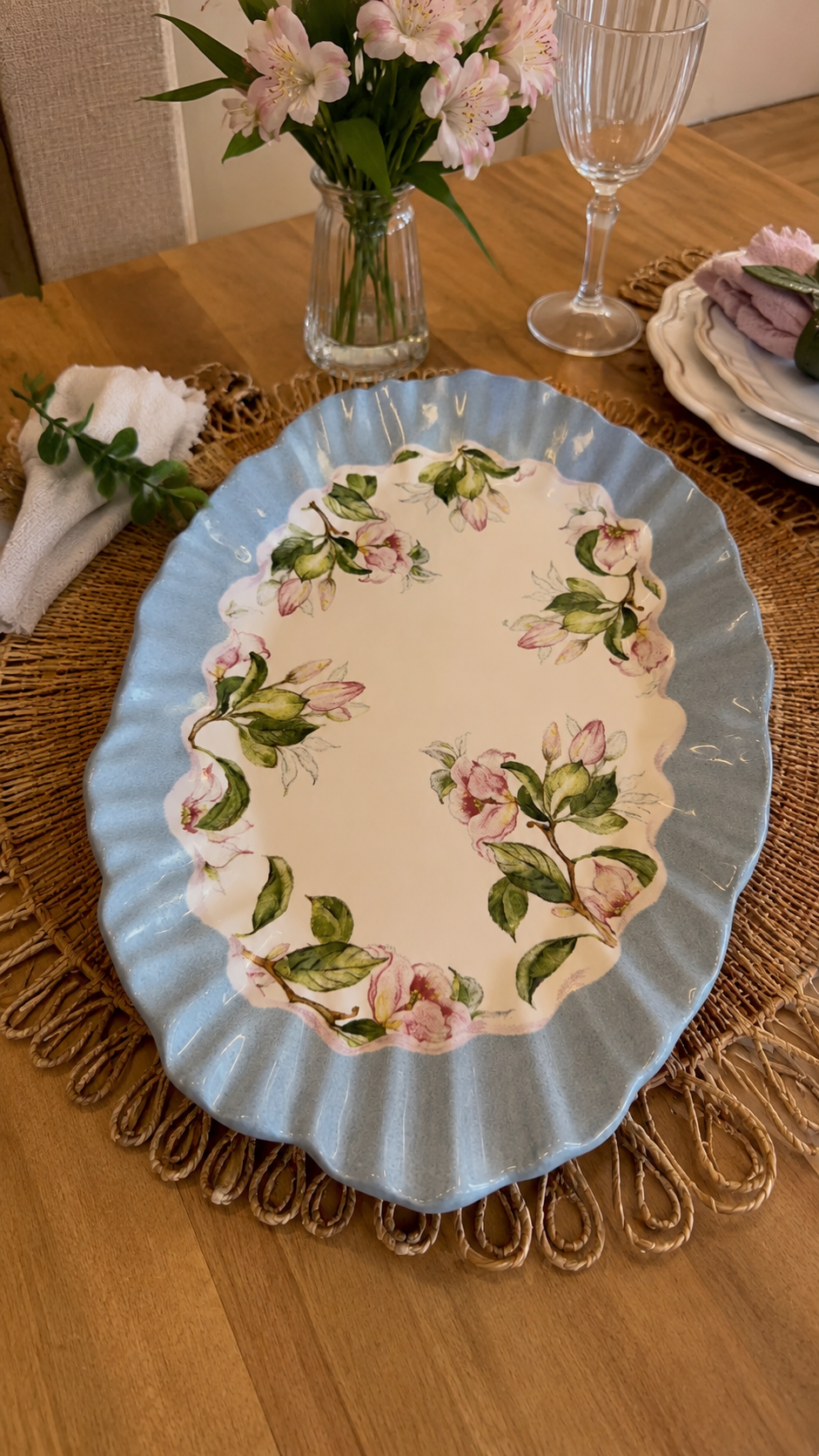 Travessa Oval de Cerâmica Floral Azul 25 x 45 cm