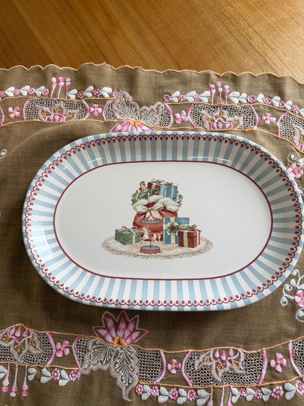 Travessa Oval Natalina Decorada 29x25cm – Coleção Natal