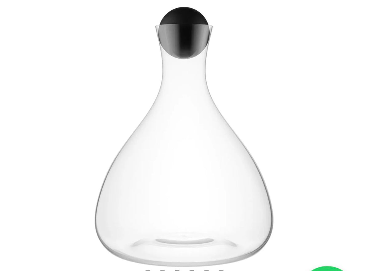 Decanter de Vidro com Tampa Esfera Preta – Elegância e Sofisticação para Servir