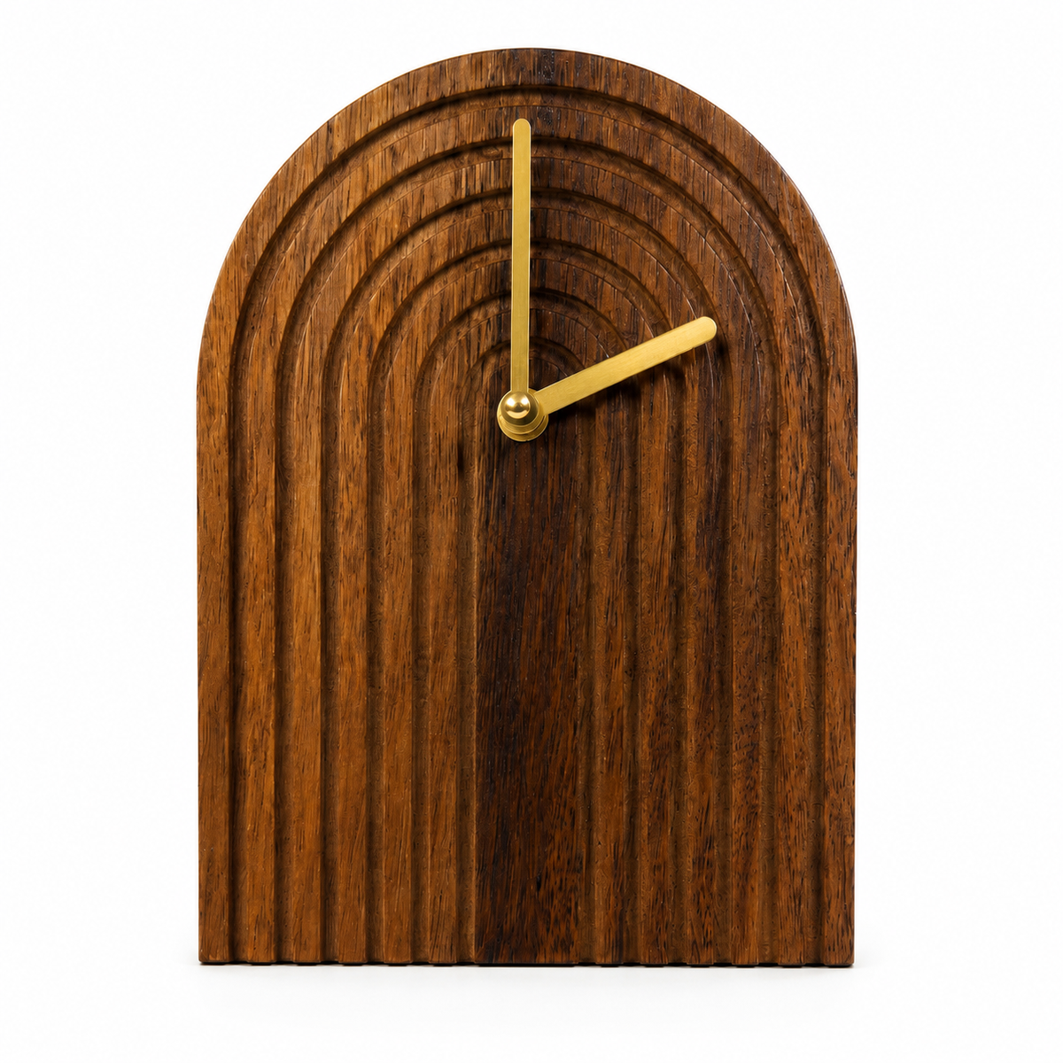 Relógio Decorativo de Madeira com Design Orgânico e Ponteiros Dourados