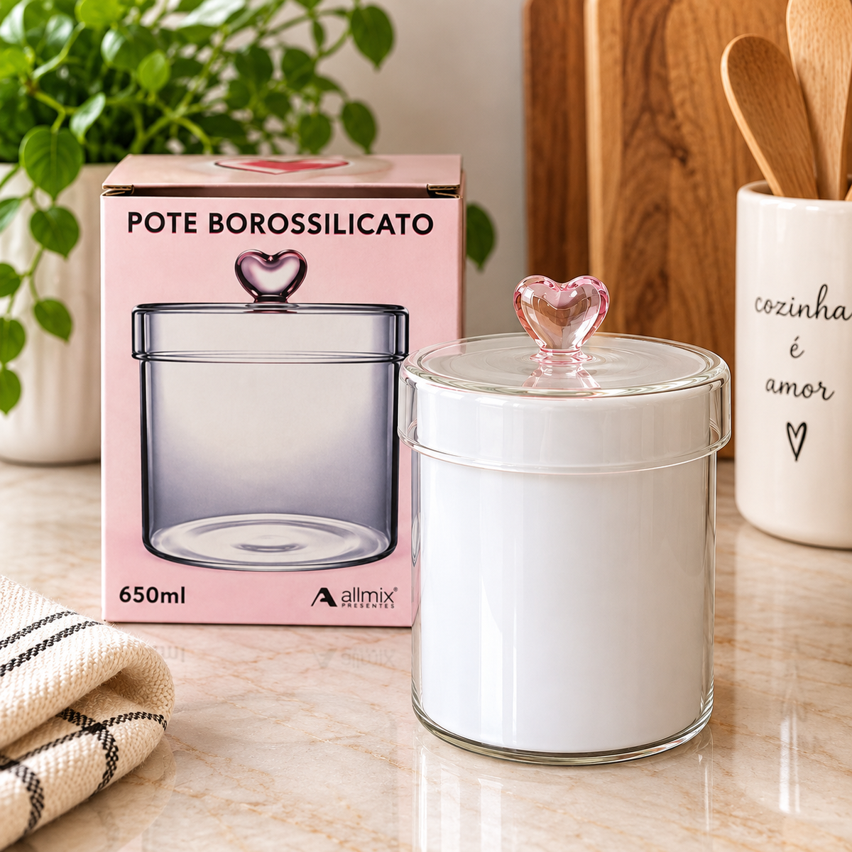 Pote Hermético Transparente Pequeno com Tampa e Puxador de Coração Rosa