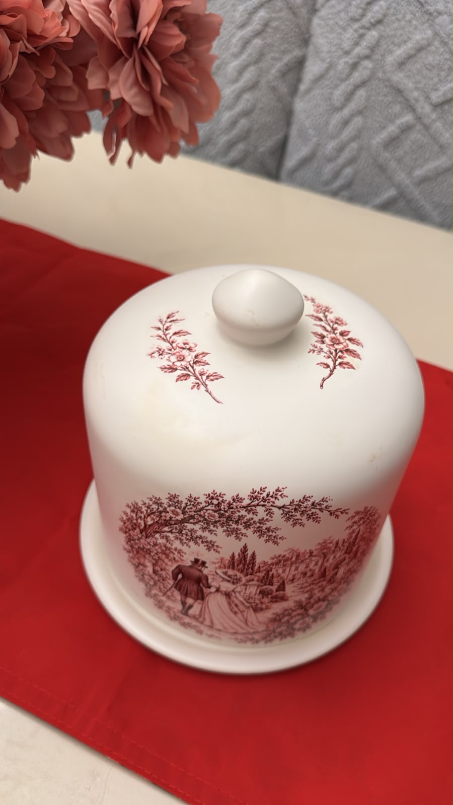 Porta Bolo com Tampa em Porcelana Toile de Jouy
